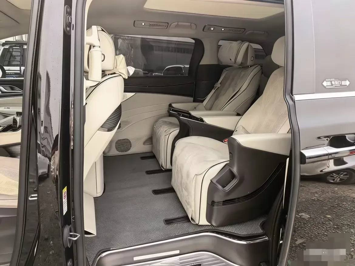 2024 Denza D9 1.5T 139HP L4 E-CVT PHEV 40KWH,autocango,china used car exporter,china ev exporter,chinese used car exporter,chinese used ev exporter