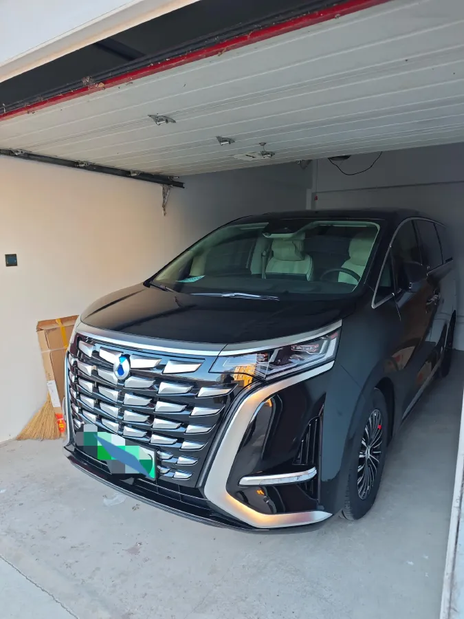 2024 Denza D9 1.5T 139HP L4 E-CVT PHEV 40KWH,autocango,china used car exporter,china ev exporter,chinese used car exporter,chinese used ev exporter