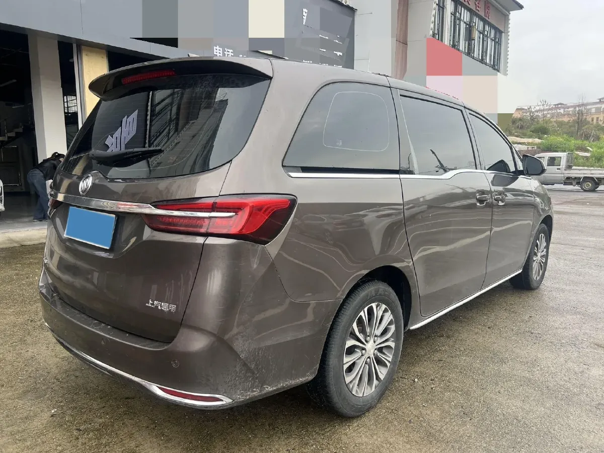 2023 Buick GL8 2.0T 237HP L4 9AT,autocango,china used car exporter,china ev exporter,chinese used car exporter,chinese used ev exporter