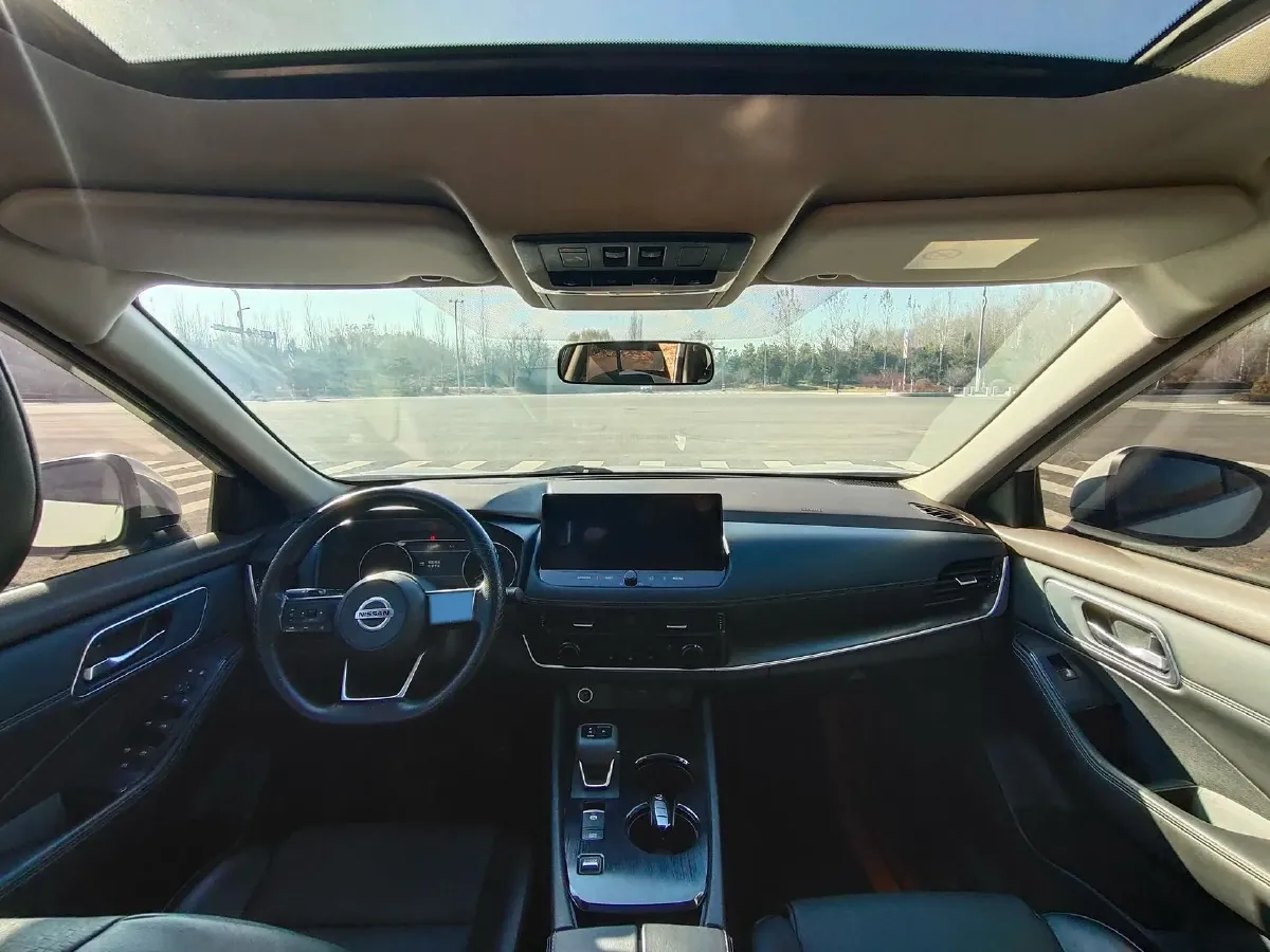 2021 Nissan X-Trail 1.5T 204HP L3 CVT,autocango,china used car exporter,china ev exporter,chinese used car exporter,chinese used ev exporter