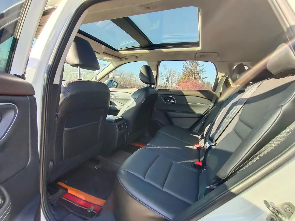 2021 Nissan X-Trail 1.5T 204HP L3 CVT,autocango,china used car exporter,china ev exporter,chinese used car exporter,chinese used ev exporter