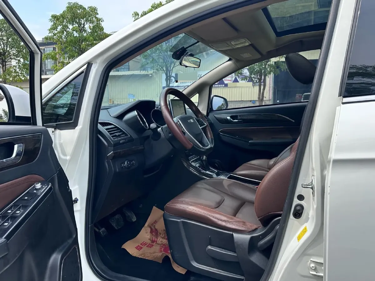 2017 LiFan XuanLang 2.0L 141HP L4 CVT,autocango,china used car exporter,china ev exporter,chinese used car exporter,chinese used ev exporter