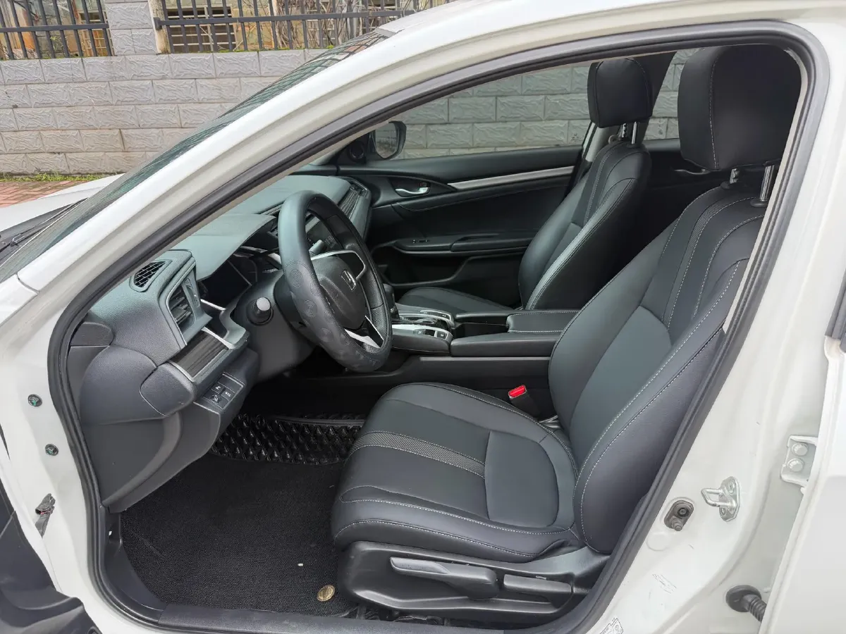 2019 Honda Civic 1.5T 177HP L4 CVT,autocango,china used car exporter,china ev exporter,chinese used car exporter,chinese used ev exporter