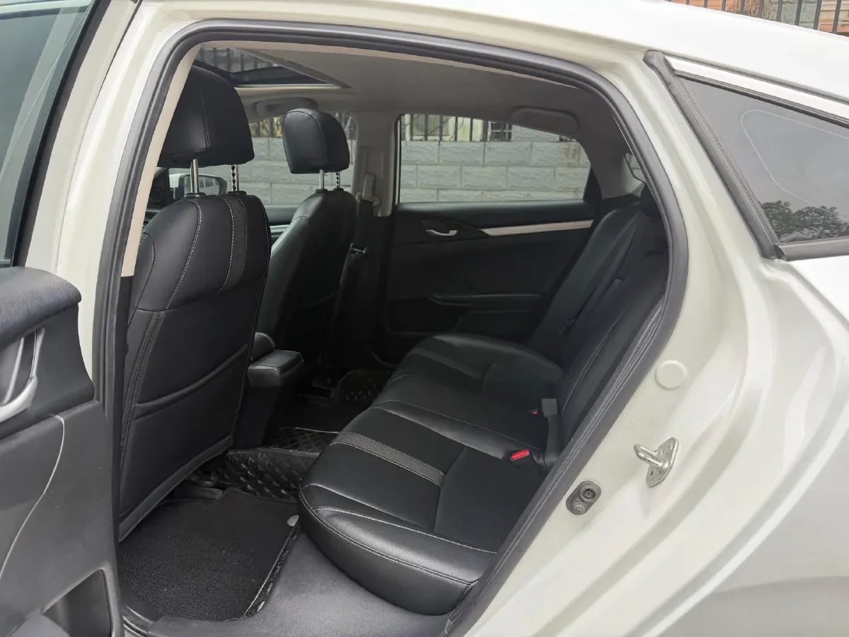 2019 Honda Civic 1.5T 177HP L4 CVT,autocango,china used car exporter,china ev exporter,chinese used car exporter,chinese used ev exporter