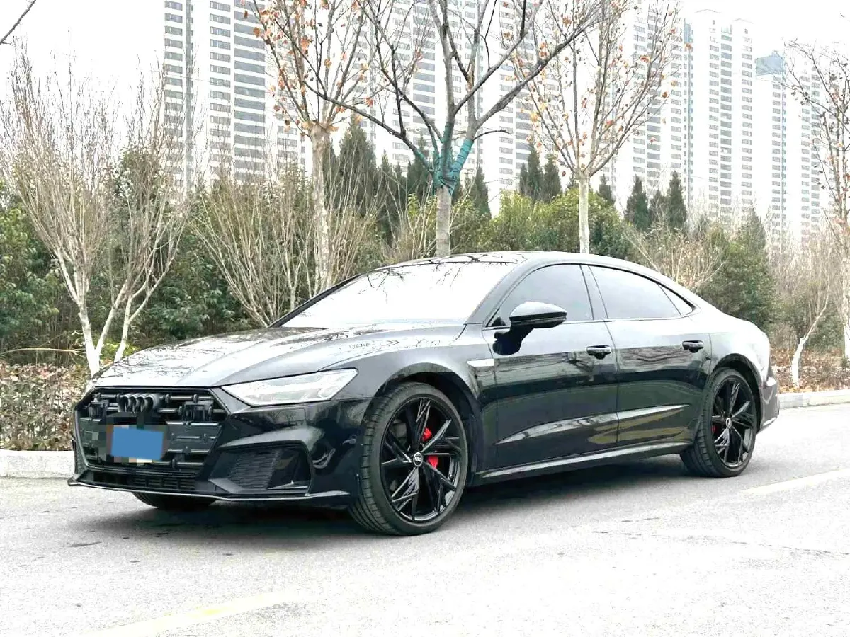 2024 Audi A7L 2.0T 245HP L4 7DCT,autocango,china used car exporter,china ev exporter,chinese used car exporter,chinese used ev exporter