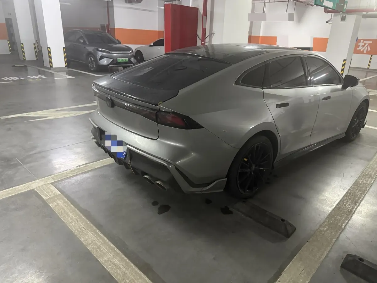 2022 ChangAn UNI-V 1.5T 188HP L4 7DCT,autocango,china used car exporter,china ev exporter,chinese used car exporter,chinese used ev exporter