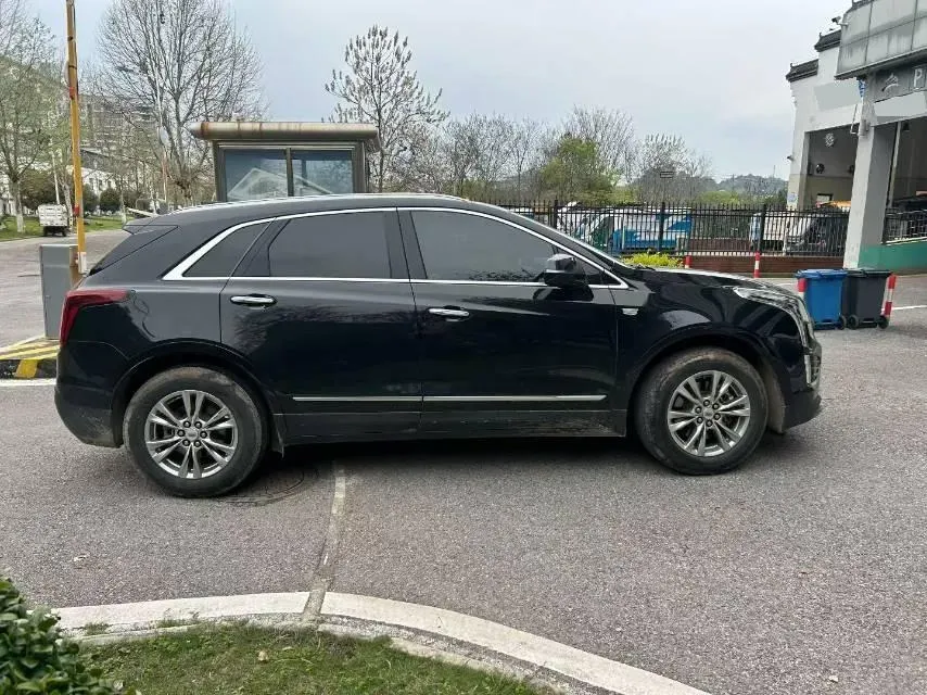 2021 Cadillac XT5 2.0T 237HP L4 9AT,autocango,china used car exporter,china ev exporter,chinese used car exporter,chinese used ev exporter