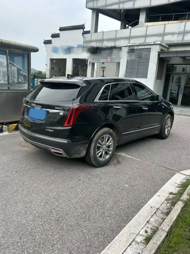 2021 Cadillac XT5 2.0T 237HP L4 9AT,autocango,china used car exporter,china ev exporter,chinese used car exporter,chinese used ev exporter