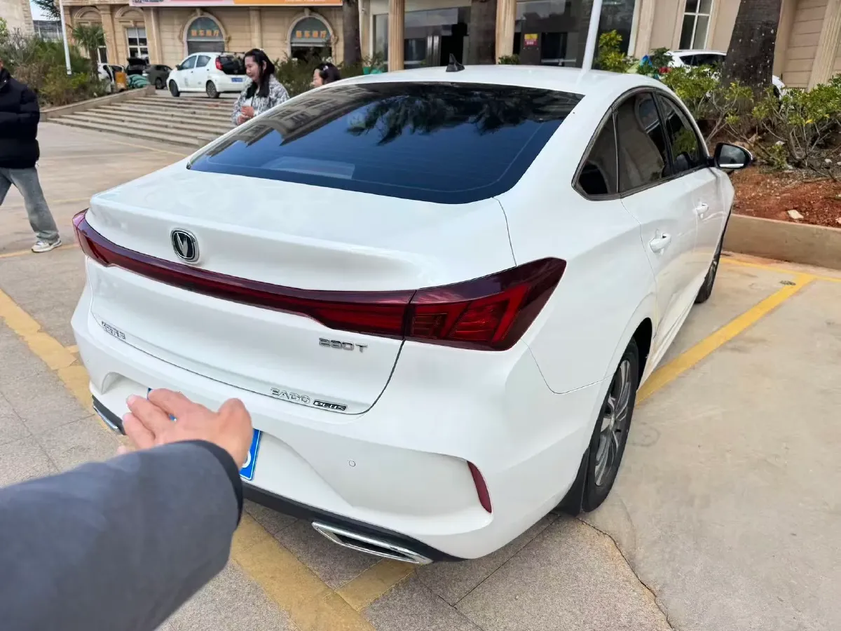 2022 ChangAn Eado 1.4T 160HP L4 7DCT,autocango,china used car exporter,china ev exporter,chinese used car exporter,chinese used ev exporter