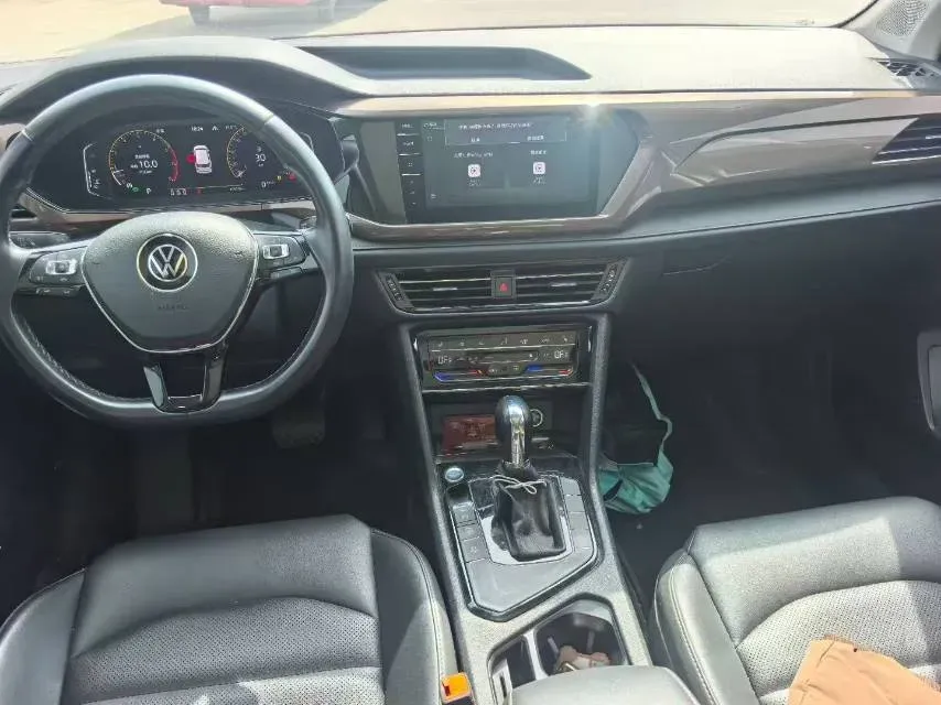 2021 Volkswagen Tharu 1.4T 150HP L4 7DCT,autocango,china used car exporter,china ev exporter,chinese used car exporter,chinese used ev exporter