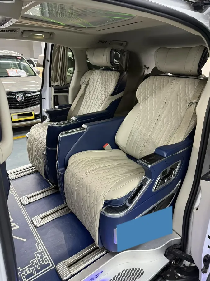 2021 Buick GL8 2.0T 237HP L4 9AT,autocango,china used car exporter,china ev exporter,chinese used car exporter,chinese used ev exporter