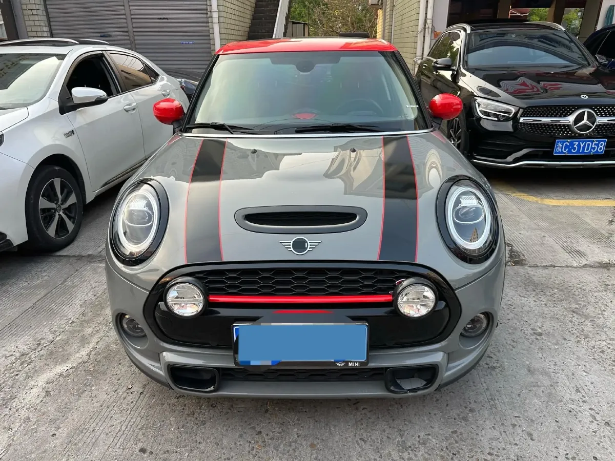 2021 MINI MINI 2.0T 192HP L4 7DCT,autocango,china used car exporter,china ev exporter,chinese used car exporter,chinese used ev exporter