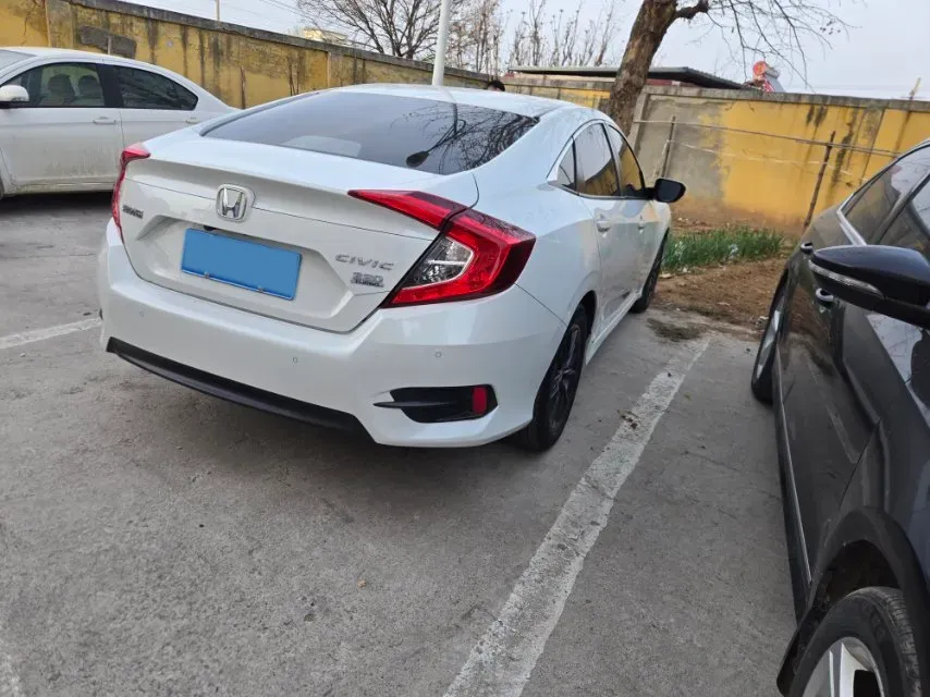 2019 Honda Civic 1.5T 177HP L4 CVT,autocango,china used car exporter,china ev exporter,chinese used car exporter,chinese used ev exporter