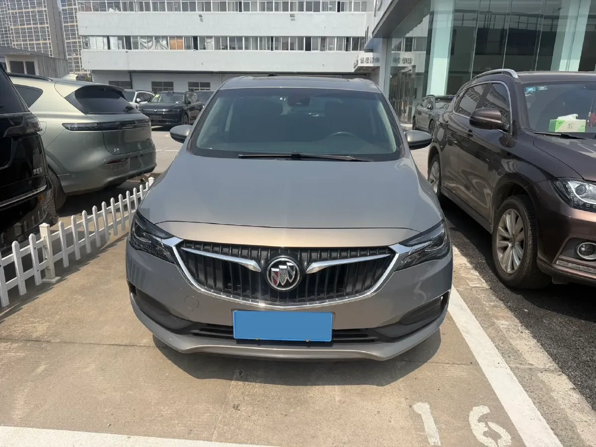 2019 Buick GL6 1.3T 163HP L3 6AT,autocango,china used car exporter,china ev exporter,chinese used car exporter,chinese used ev exporter