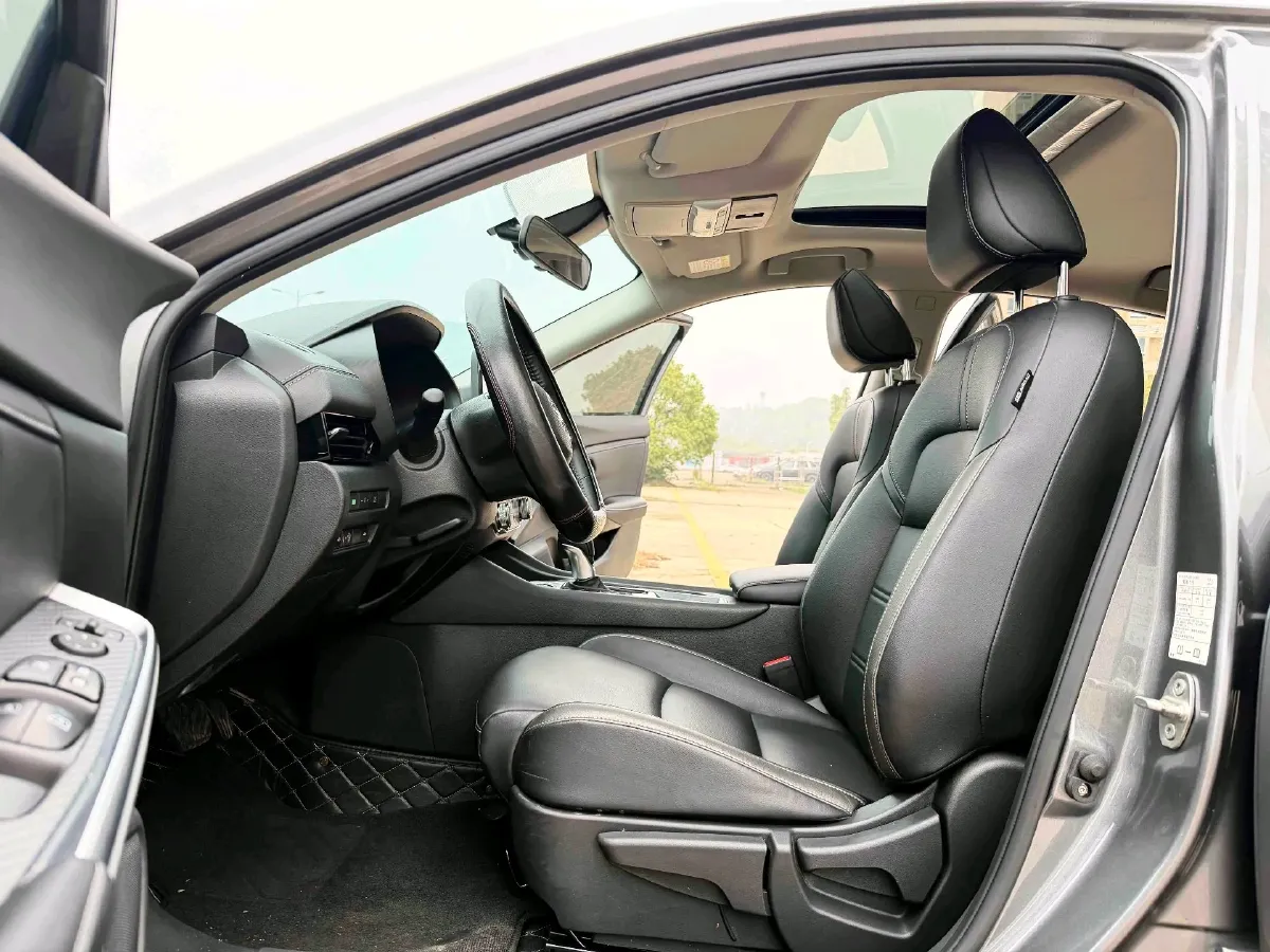 2022 Nissan Sylphy 1.6L 135HP L4 CVT,autocango,china used car exporter,china ev exporter,chinese used car exporter,chinese used ev exporter