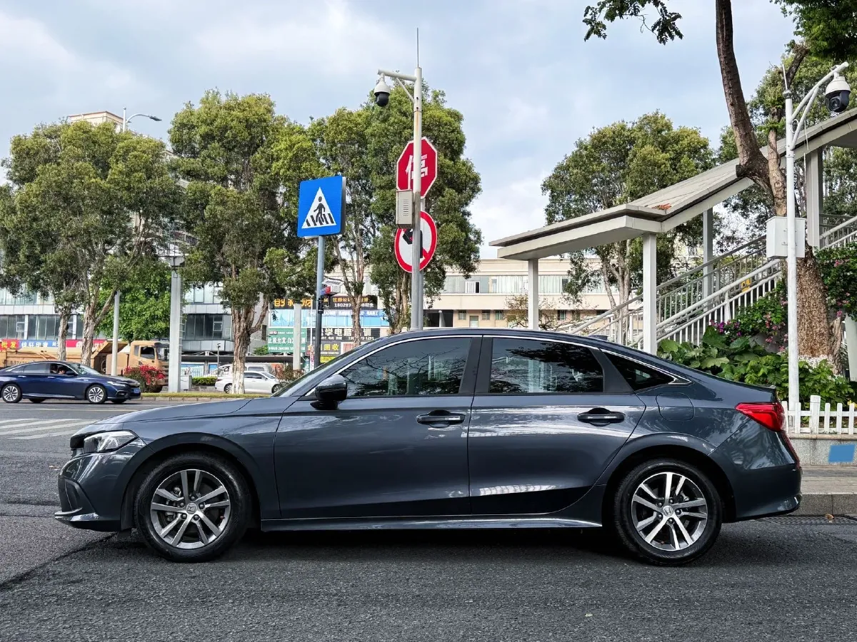 2023 Honda Civic 1.5T 182HP L4 CVT,autocango,china used car exporter,china ev exporter,chinese used car exporter,chinese used ev exporter