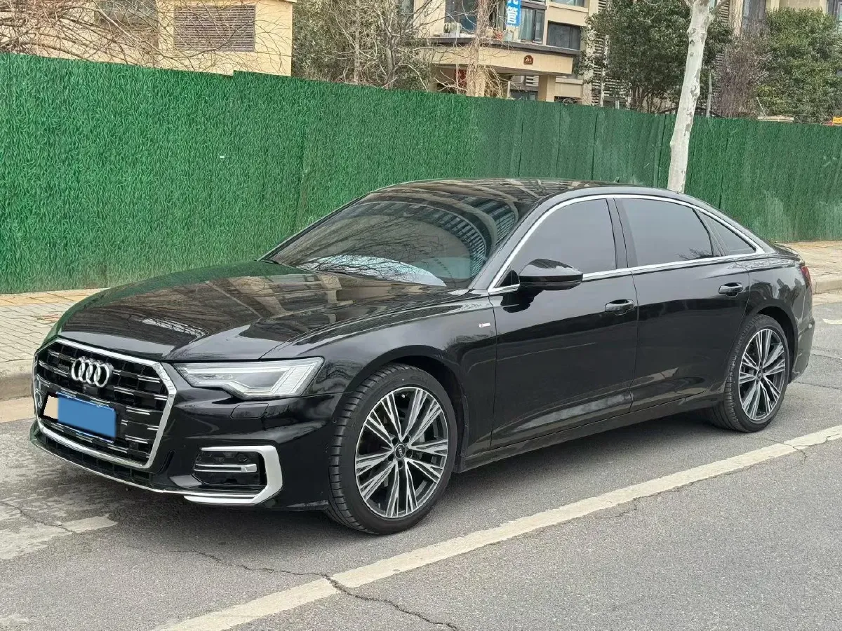 2023 Audi A6L 2.0T 245HP L4 7DCT,autocango,china used car exporter,china ev exporter,chinese used car exporter,chinese used ev exporter