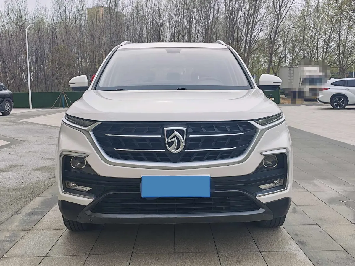 2019 BaoJun 530 1.5T 151HP L4 CVT,autocango,china used car exporter,china ev exporter,chinese used car exporter,chinese used ev exporter