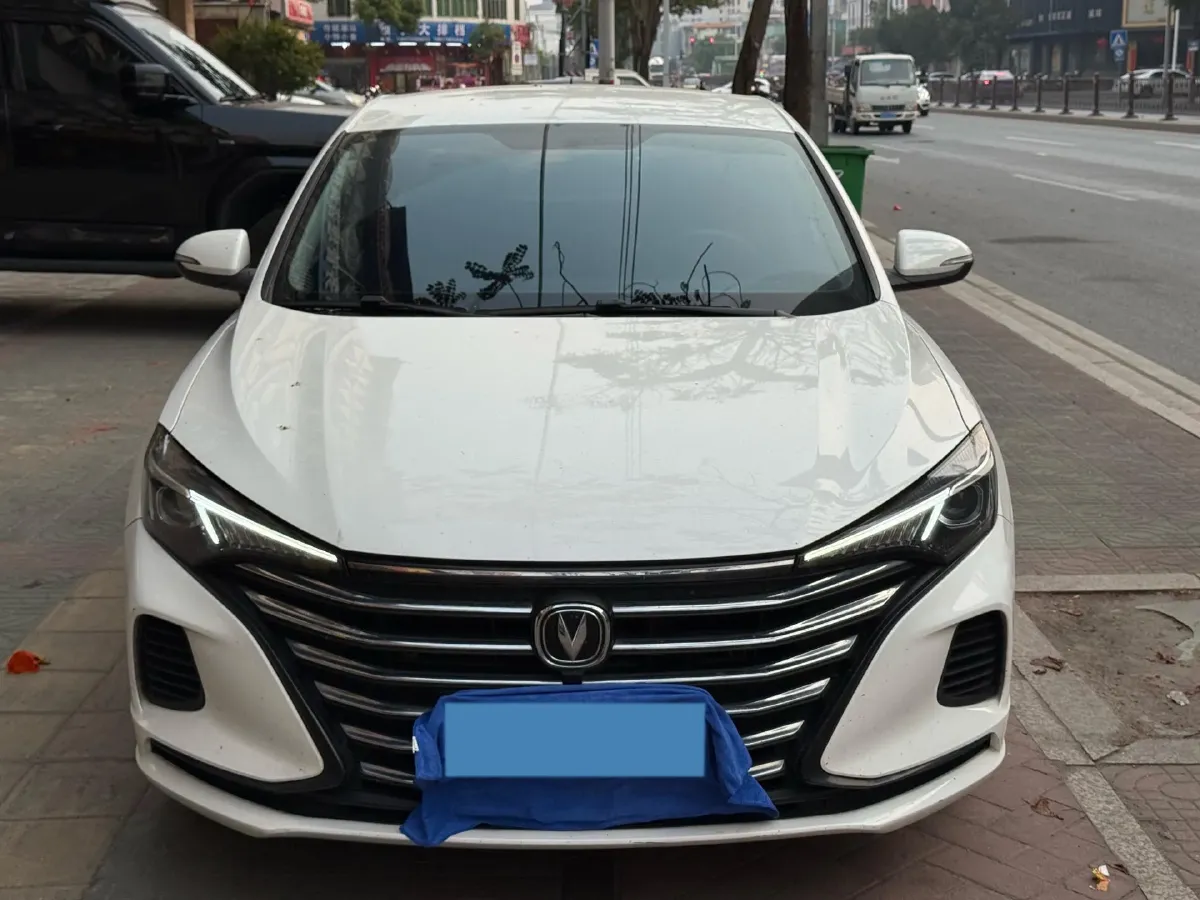 2022 ChangAn Eado 1.6L 128HP L4 CVT,autocango,china used car exporter,china ev exporter,chinese used car exporter,chinese used ev exporter