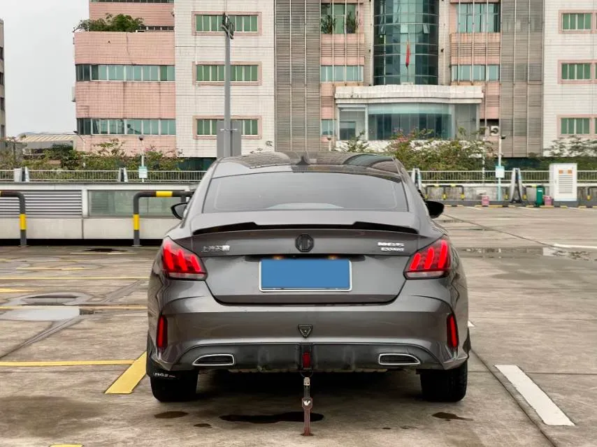 2022 MG 5 1.5T 173HP L4 7DCT,autocango,china used car exporter,china ev exporter,chinese used car exporter,chinese used ev exporter
