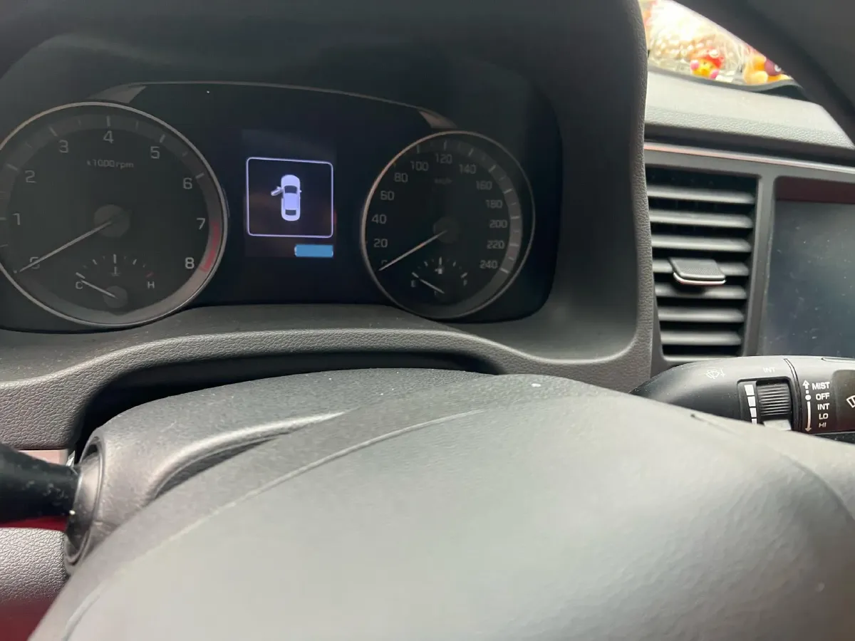 2016 Hyundai Elantra 1.6L 130HP L4 6AT,autocango,china used car exporter,china ev exporter,chinese used car exporter,chinese used ev exporter