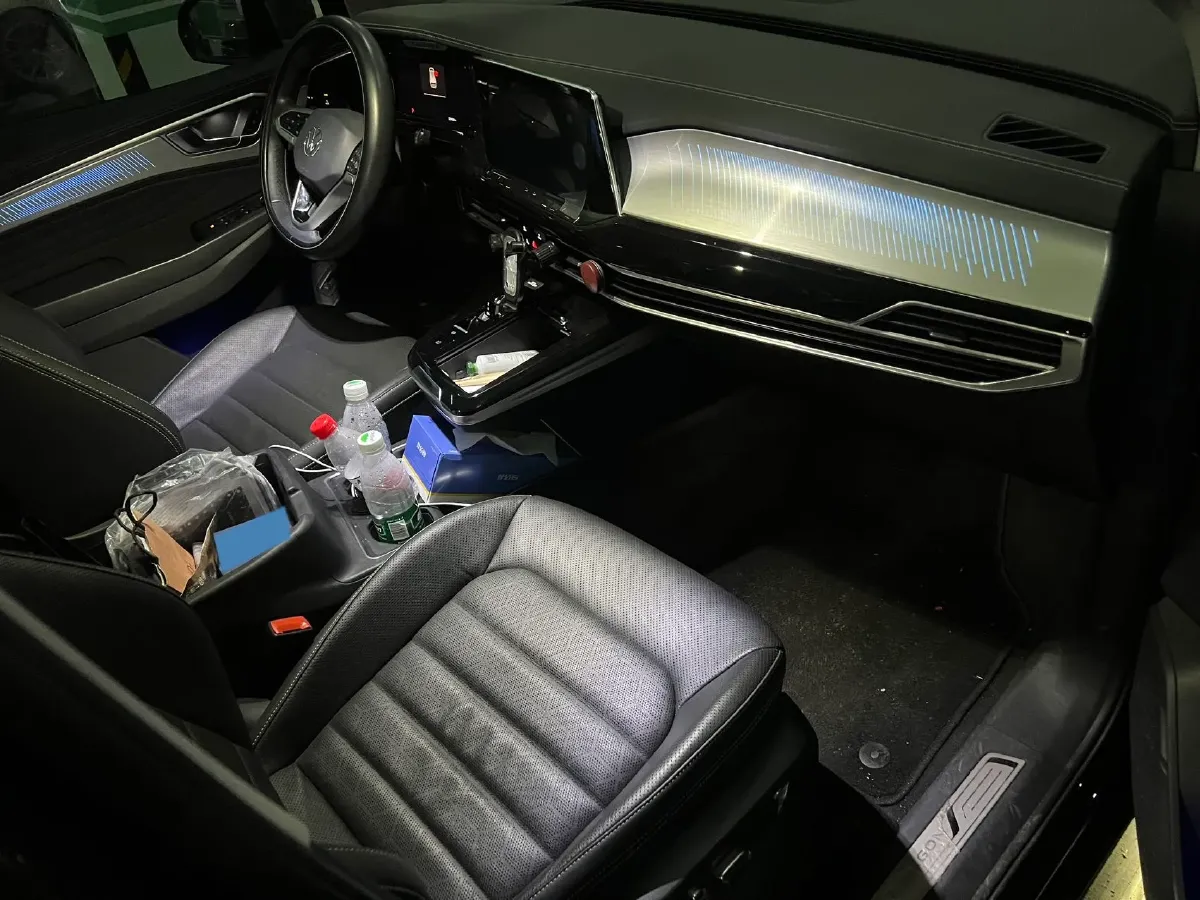 2022 Volkswagen Talagon 2.0T 220HP L4 7DCT,autocango,china used car exporter,china ev exporter,chinese used car exporter,chinese used ev exporter