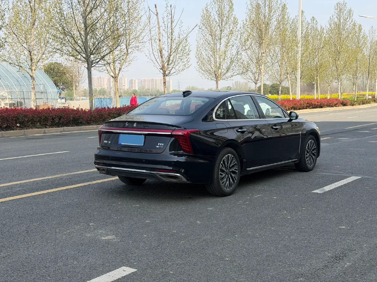 2025 HongQi H5 1.5T 169HP L4 1DHT Hybrid,autocango,china used car exporter,china ev exporter,chinese used car exporter,chinese used ev exporter