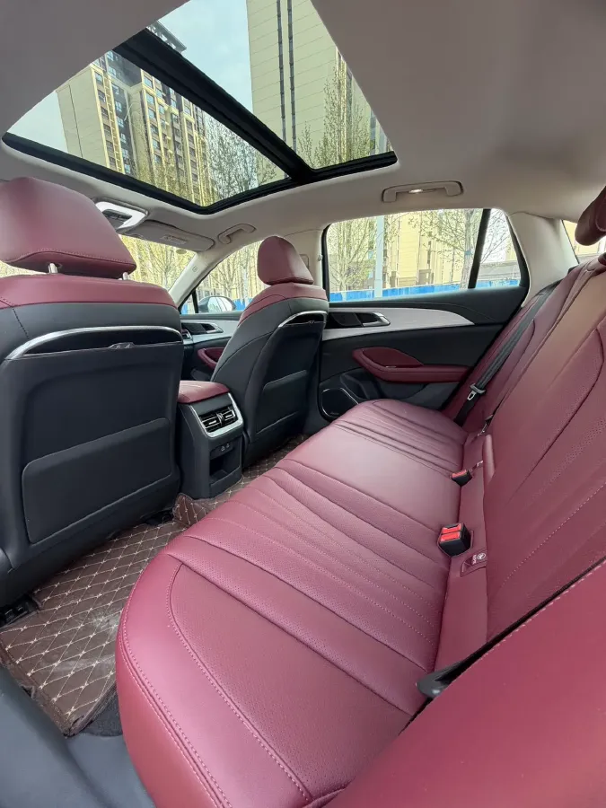 2025 HongQi H5 1.5T 169HP L4 1DHT Hybrid,autocango,china used car exporter,china ev exporter,chinese used car exporter,chinese used ev exporter