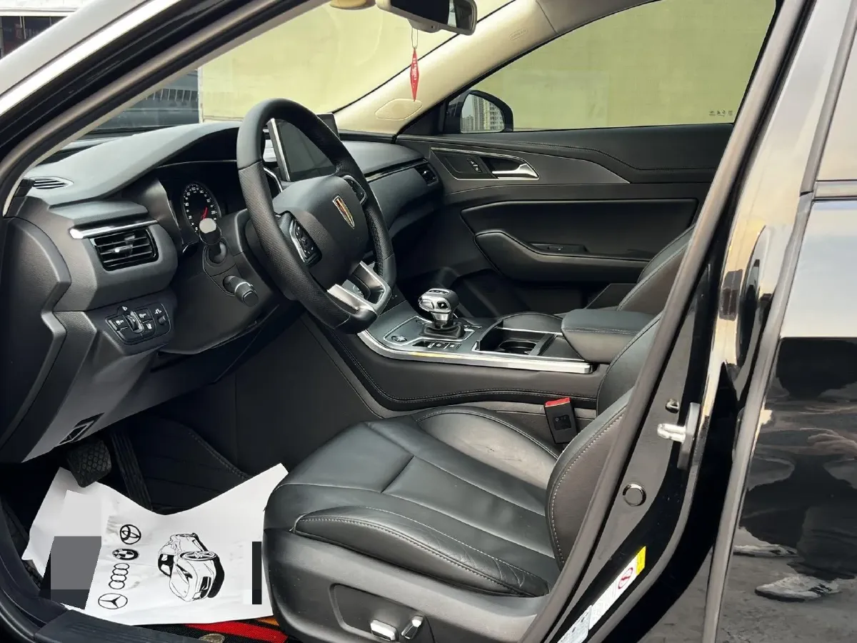 2020 HongQi H5 1.8T 197HP L4 6AT,autocango,china used car exporter,china ev exporter,chinese used car exporter,chinese used ev exporter