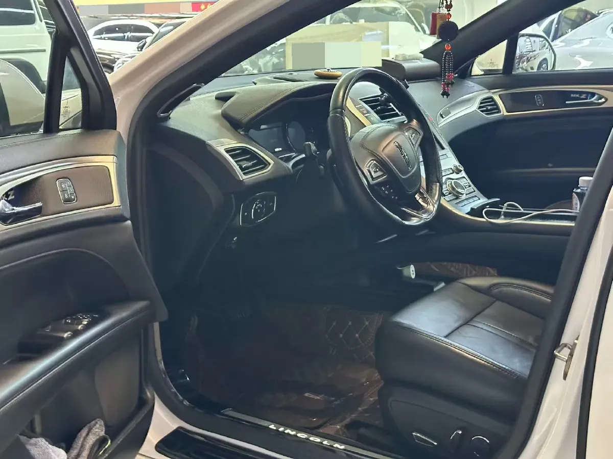 2020 Lincoln MKZ 2.0T 196HP L4 6AT,autocango,china used car exporter,china ev exporter,chinese used car exporter,chinese used ev exporter