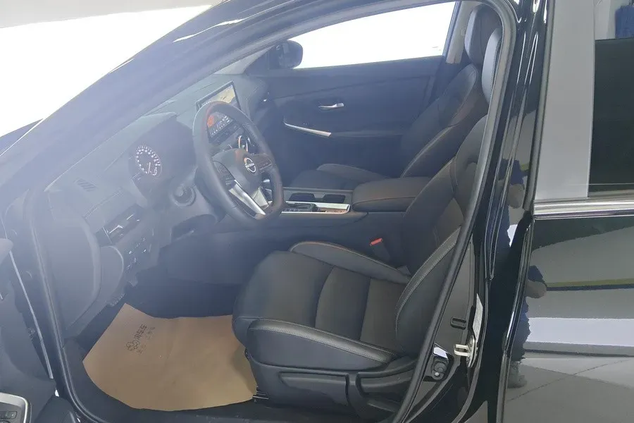 2023 Nissan Sylphy 1.6L 135HP L4 CVT,autocango,china used car exporter,china ev exporter,chinese used car exporter,chinese used ev exporter