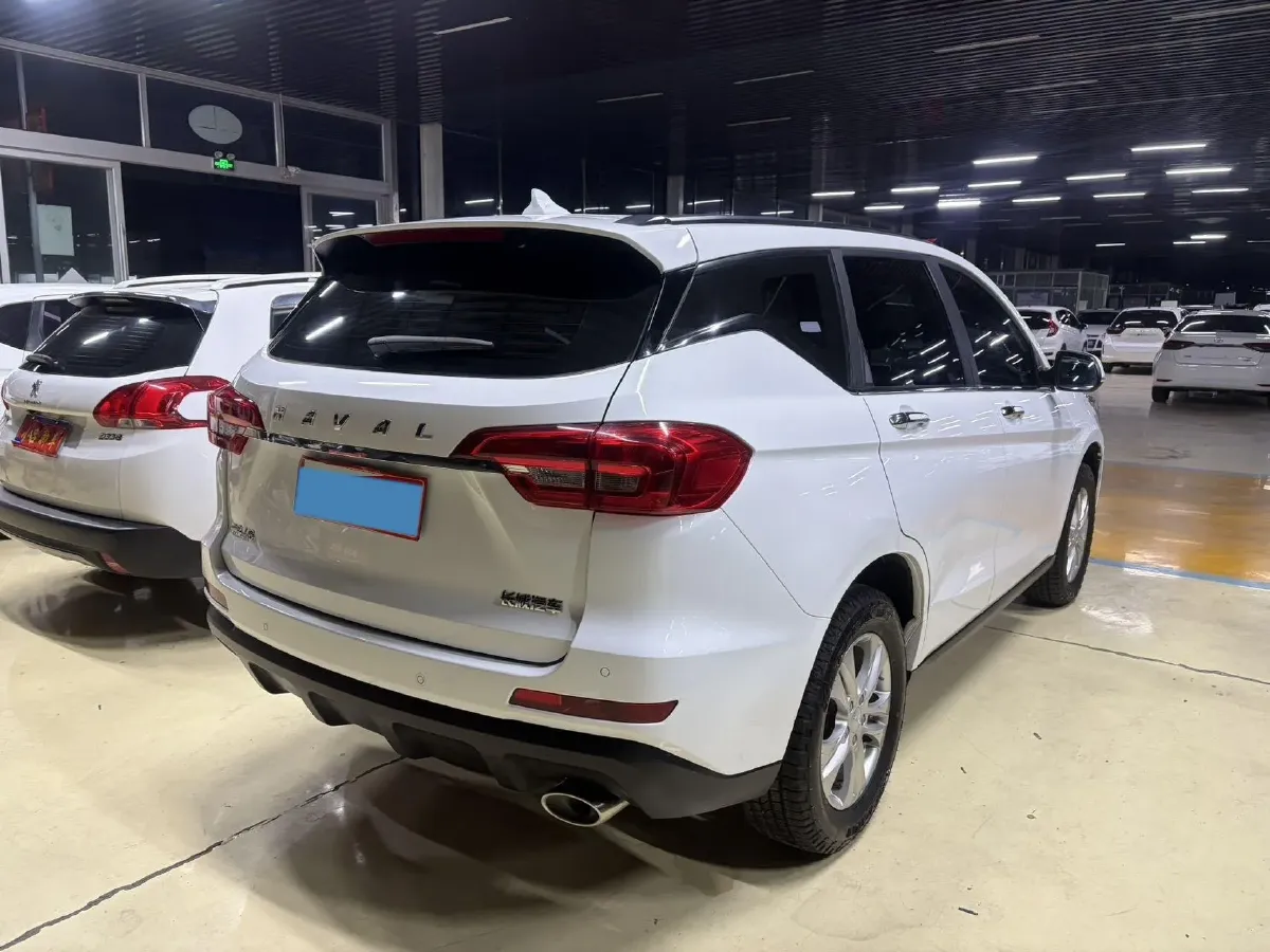 2019 Haval M6 1.5T 150HP L4 7DCT,autocango,china used car exporter,china ev exporter,chinese used car exporter,chinese used ev exporter