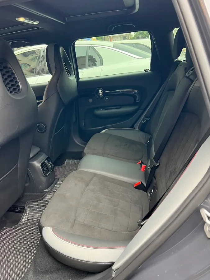 2021 MINI JCW CLUBMAN 2.0T 272HP L4 8AT,autocango,china used car exporter,china ev exporter,chinese used car exporter,chinese used ev exporter