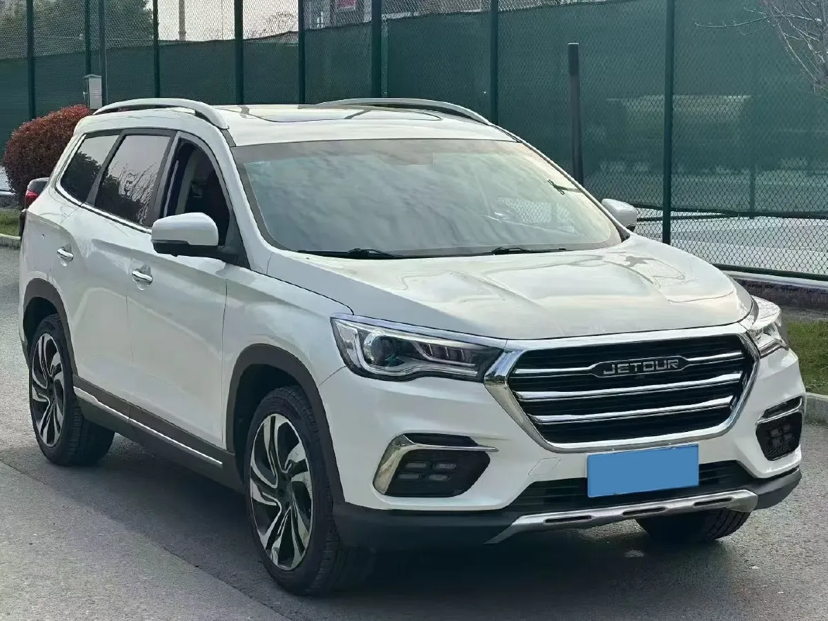 2019 Jetour X90 1.5T 147HP L4 6MT,autocango,china used car exporter,china ev exporter,chinese used car exporter,chinese used ev exporter
