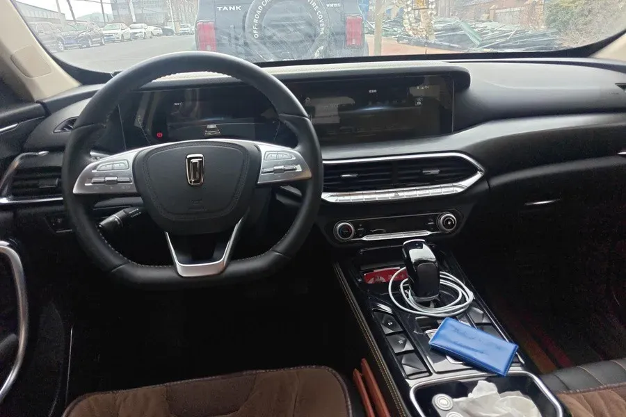 2021 Bestune T77 1.5T 169HP L4 7DCT,autocango,china used car exporter,china ev exporter,chinese used car exporter,chinese used ev exporter