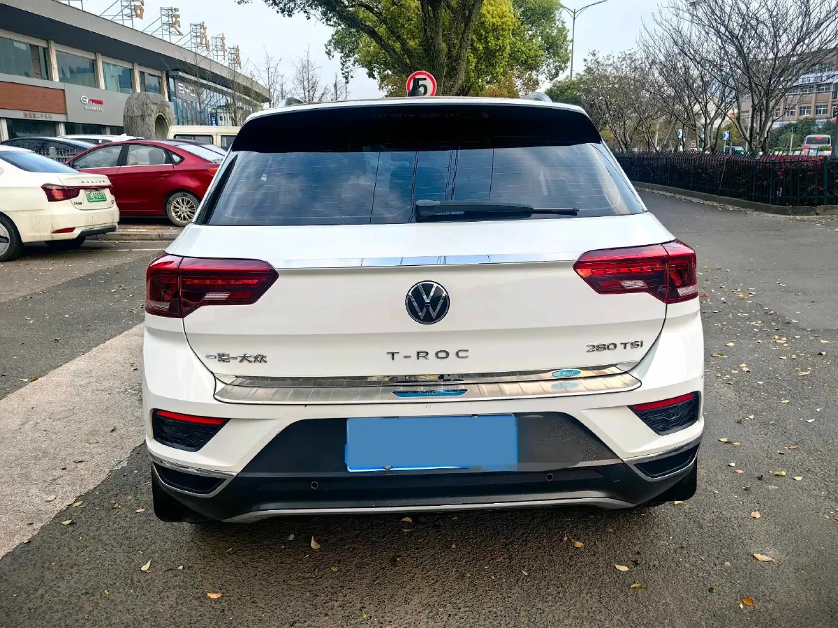 2022 Volkswagen T-Roc 1.4T 150HP L4 7DCT,autocango,china used car exporter,china ev exporter,chinese used car exporter,chinese used ev exporter