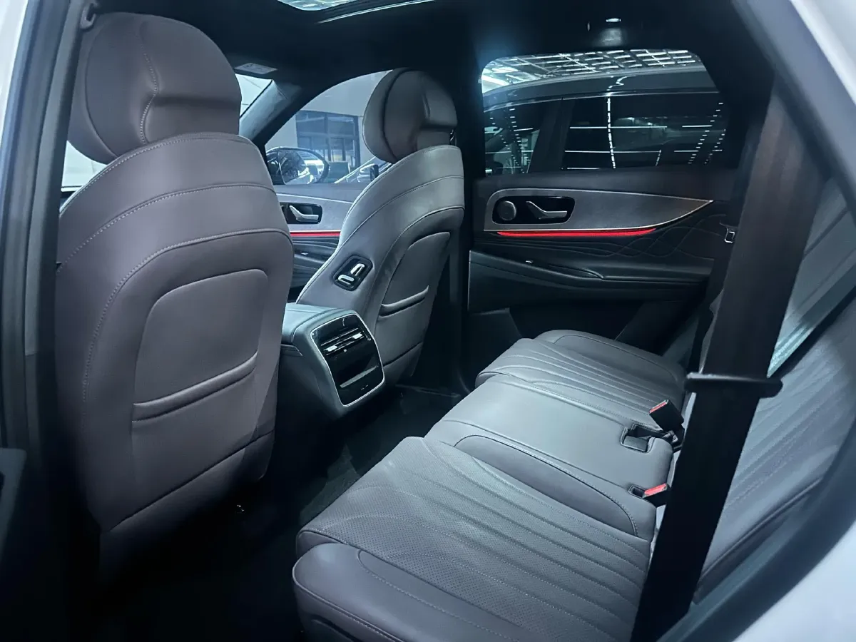 2025 Chery Tiggo 9 2.0T 261HP L4 8AT,autocango,china used car exporter,china ev exporter,chinese used car exporter,chinese used ev exporter