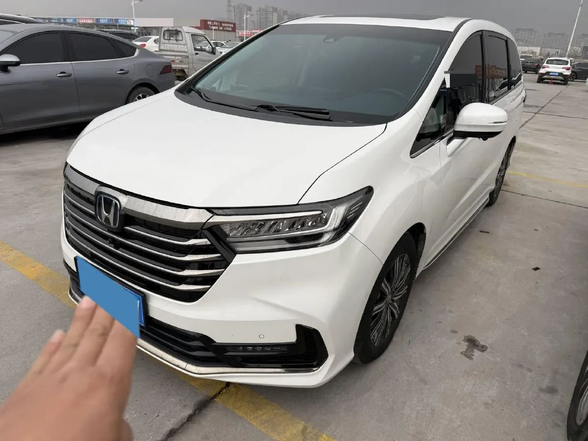 2022 Honda Odyssey 2.0L 146HP L4 E-CVT Hybrid,autocango,china used car exporter,china ev exporter,chinese used car exporter,chinese used ev exporter