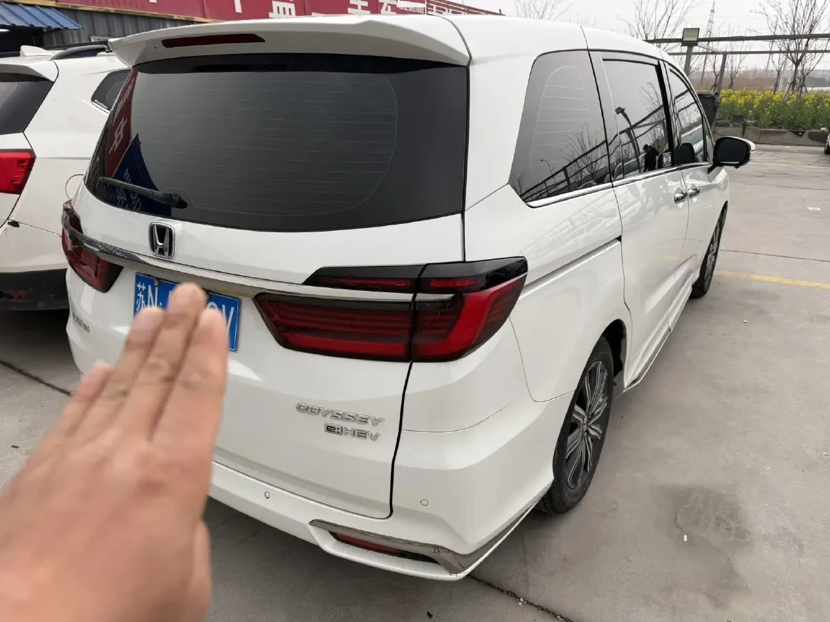2022 Honda Odyssey 2.0L 146HP L4 E-CVT Hybrid,autocango,china used car exporter,china ev exporter,chinese used car exporter,chinese used ev exporter