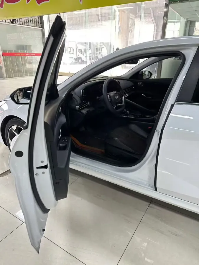 2022 Hyundai Elantra 1.5L 115HP L4 CVT,autocango,china used car exporter,china ev exporter,chinese used car exporter,chinese used ev exporter