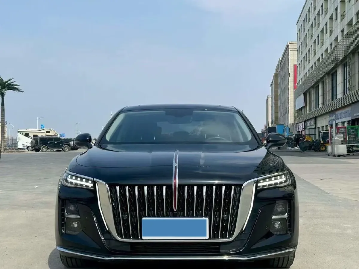 2023 HongQi H5 2.0T 224HP L4 8AT,autocango,china used car exporter,china ev exporter,chinese used car exporter,chinese used ev exporter