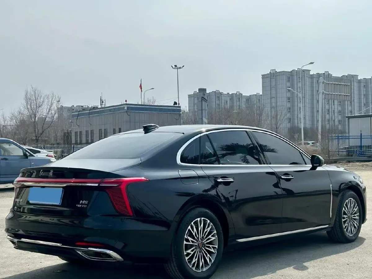 2023 HongQi H5 2.0T 224HP L4 8AT,autocango,china used car exporter,china ev exporter,chinese used car exporter,chinese used ev exporter