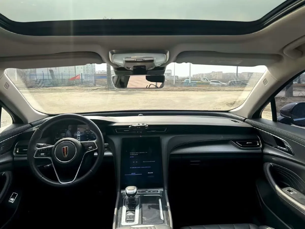 2023 HongQi H5 2.0T 224HP L4 8AT,autocango,china used car exporter,china ev exporter,chinese used car exporter,chinese used ev exporter