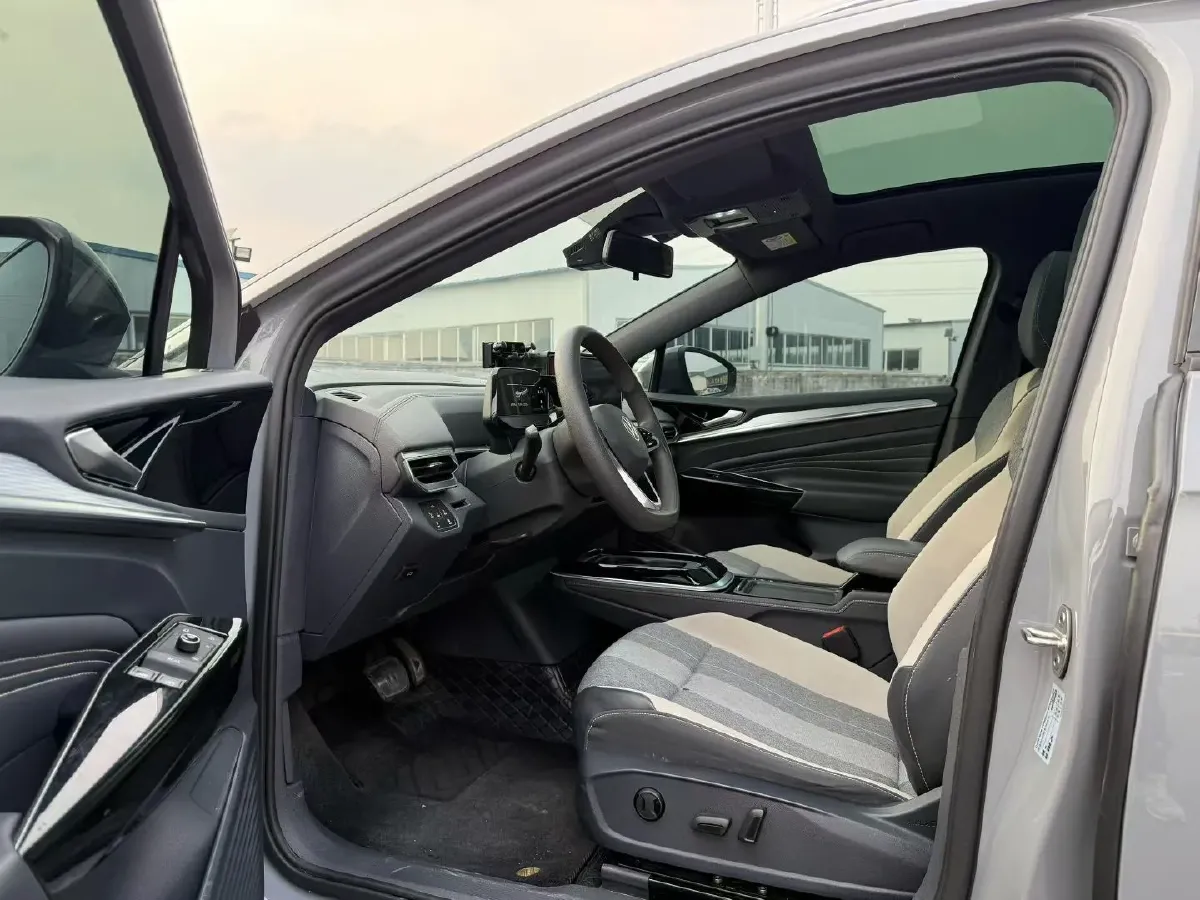 2024 Volkswagen ID.4 Crozz BEV 55.7KWH,autocango,china used car exporter,china ev exporter,chinese used car exporter,chinese used ev exporter