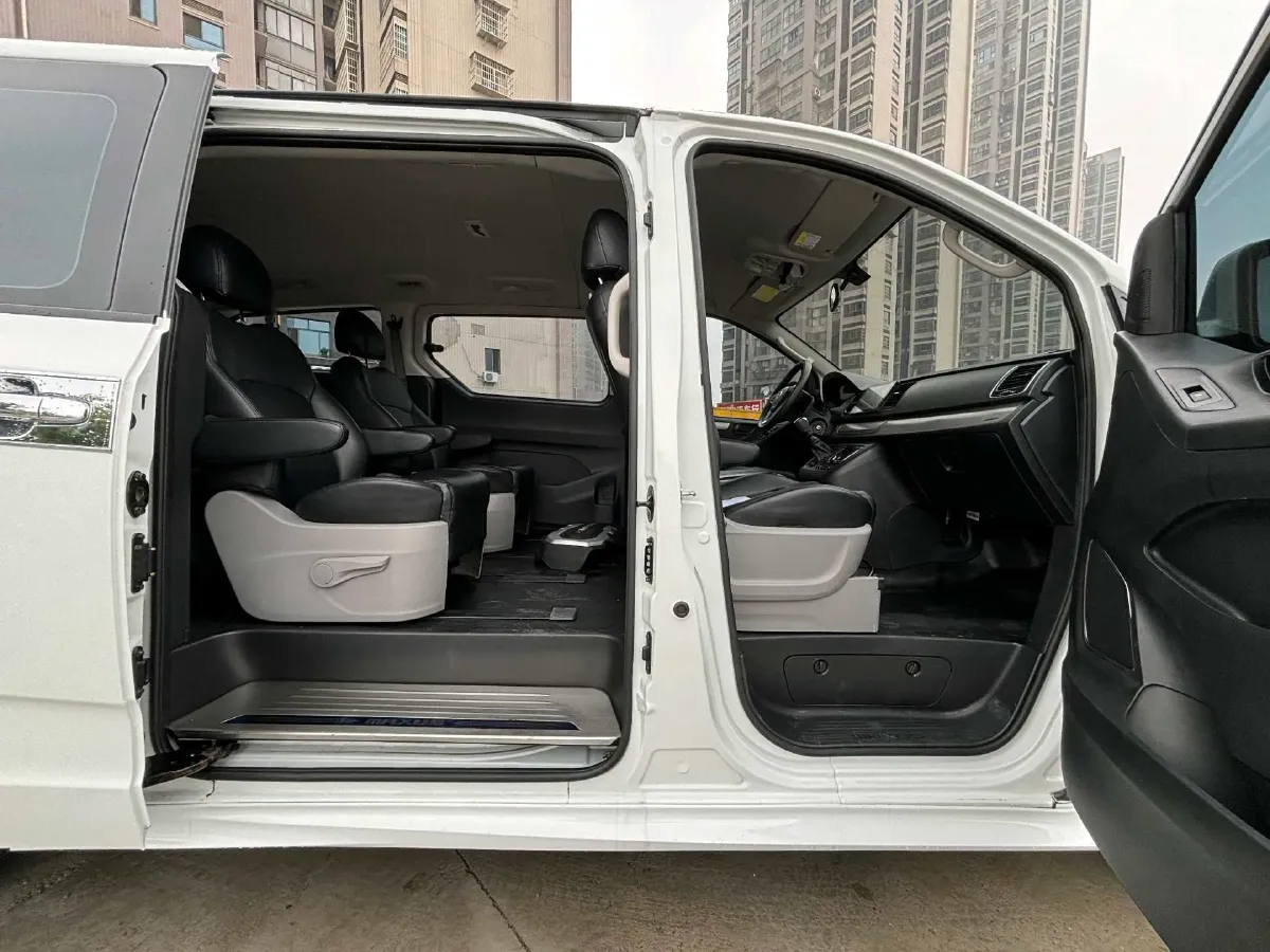 2020 Honda Breeze 1.5T 193HP L4 6MT,autocango,china used car exporter,china ev exporter,chinese used car exporter,chinese used ev exporter