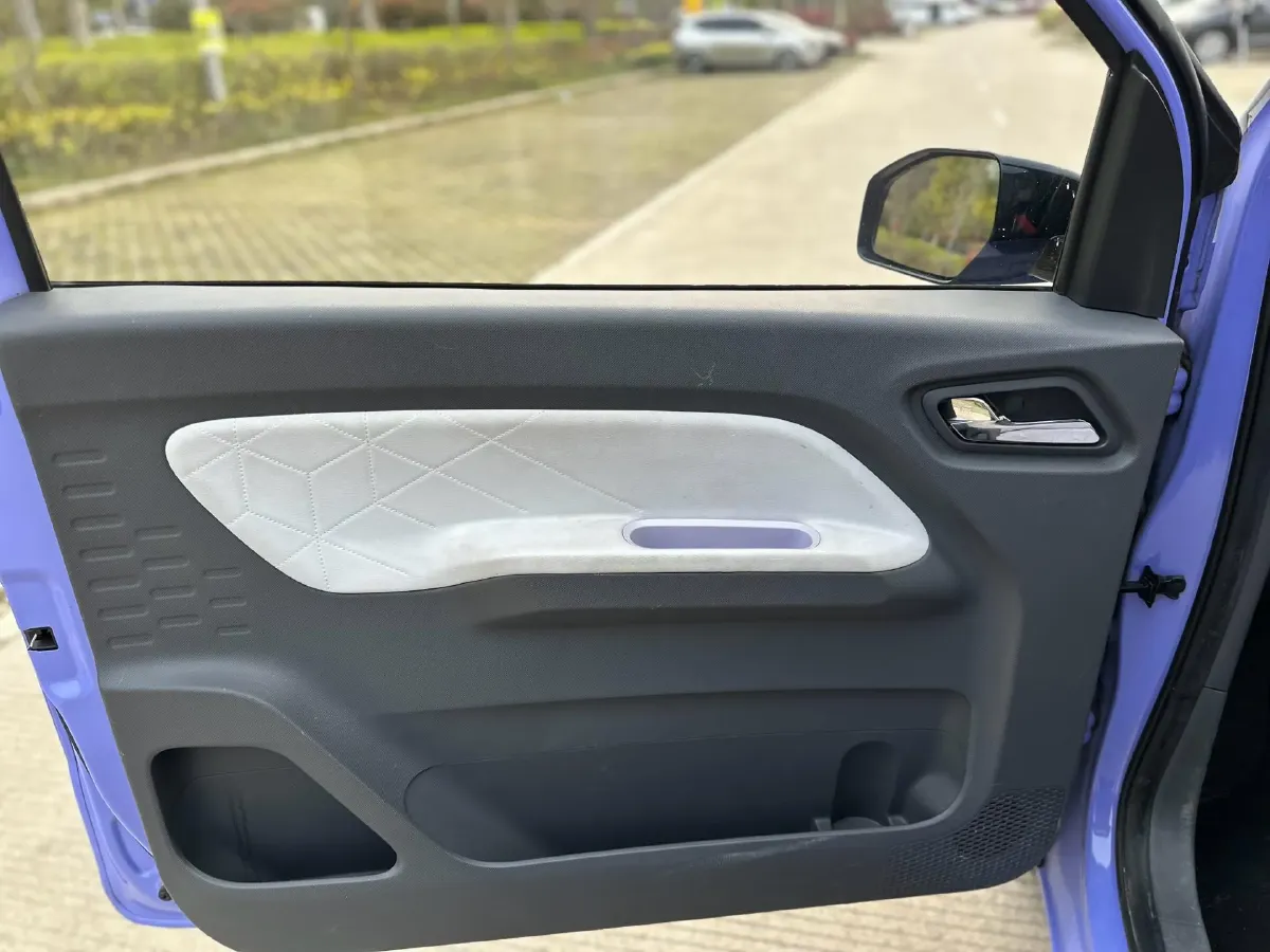 2022 WuLing HongGuang MINI EV BEV 13.9KWH,autocango,china used car exporter,china ev exporter,chinese used car exporter,chinese used ev exporter