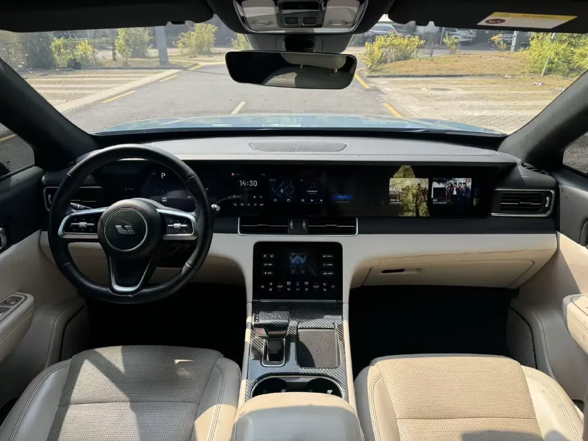 2021 Li ONE Range Extended 131HP REEV 40.5KWH,autocango,china used car exporter,china ev exporter,chinese used car exporter,chinese used ev exporter