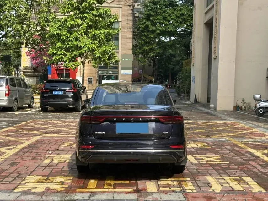 2022 Geely Emgrand 1.5L 114HP L4 CVT,autocango,china used car exporter,china ev exporter,chinese used car exporter,chinese used ev exporter