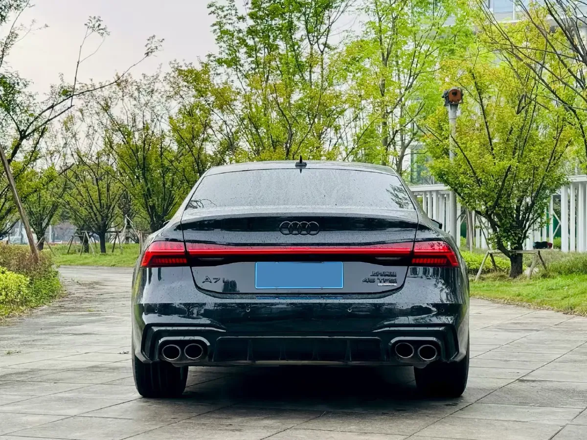 2022 Jeep Wrangler 2.0T 266HP L4 8AT,autocango,china used car exporter,china ev exporter,chinese used car exporter,chinese used ev exporter