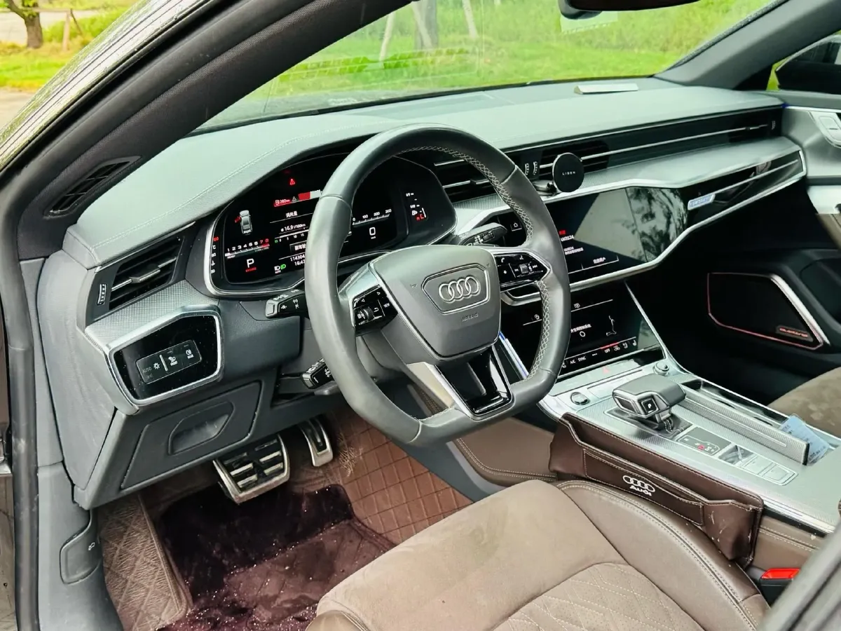 2022 Jeep Wrangler 2.0T 266HP L4 8AT,autocango,china used car exporter,china ev exporter,chinese used car exporter,chinese used ev exporter